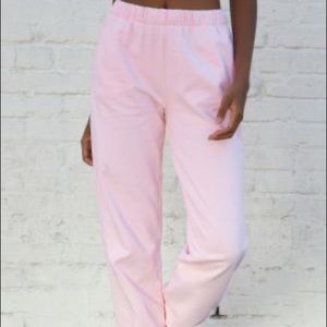 NEW! Baby pink brandy Melville Rosa sweatpants!